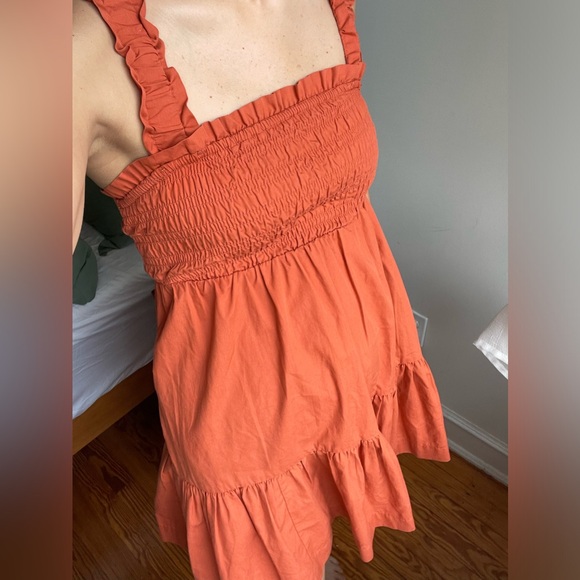 Abercrombie and Fitch Smocked Shirred Ruffle Tiered Mini Dress XS Rust Orange - Picture 2 of 9